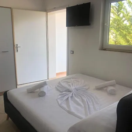 Allamani 3* Golem (Tirana)