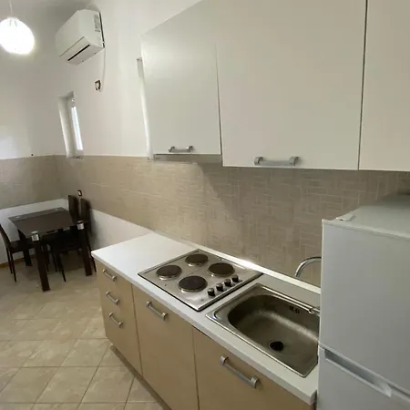 Allamani Aparthotel 3*